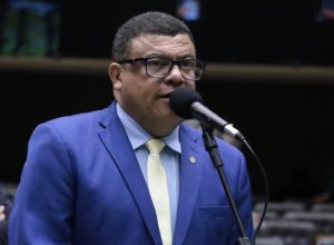 deputado-e-flagrado-em-confusao-com-garota-de-programa-em-brasilia