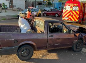 acidente-entre-saveiro-e-onix-deixa-dois-feridos-no-bairro-interlagos,-em-cascavel
