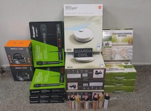 mercadorias-do-paraguai-sao-apreendidas-na-rodoviaria-de-cascavel