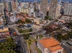 como-curitiba-pretende-atrair-novos-moradores-e-comercios-para-o-centro?