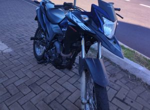pm-apreende-moto-que-trafegava-sem-retrovisores-em-cascavel