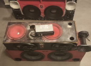 som-automotivo-e-apreendido-e-dois-sao-autuados-por-perturbacao-no-jardim-riviera