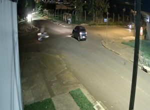 cameras-flagram-acidente-em-que-motorista-foge-sem-prestar-socorro-no-bairro-veneza