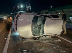 duas-pessoas-ficam-feridas-apos-acidentes-em-sequencia-na-br-277-em-cascavel