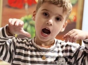 rifa-solidaria-busca-ajudar-menino-de-3-anos-em-tratamento-contra-cancer