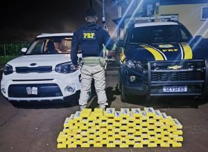 prf-apreende-quase-100-kg-de-cocaina-em-fundo-falso-na-br-277-em-santa-terezinha-de-itaipu