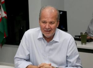 secretario-chama-greve-de-“situacao-extrema”-e-quer-negociar-com-professores