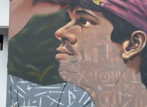 arte-transforma-muro-em-simbolo-de-esperanca-em-toledo