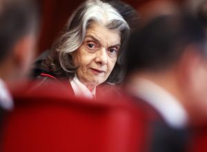 carmen-lucia-antecipa-eleicao-para-sucessao-no-tse