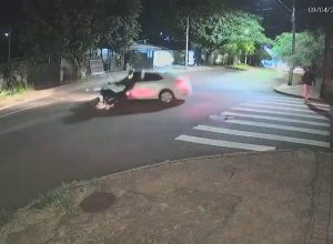 camera-flagra-momento-de-acidente-que-matou-motociclista-em-cascavel