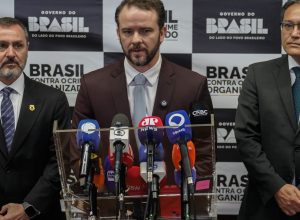 brasil-e-eua-anunciam-acordo-de-combate-ao-trafico-de-armas-e-drogas