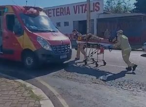 motociclista-de-26-anos-fica-ferido-em-acidente-na-rua-domiciano-bresolin,-em-cascavel