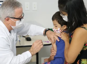 saude-de-cascavel-alerta-para-baixa-adesao-a-vacina-contra-gripe-entre-criancas