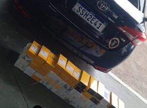 mulher-e-flagrada-com-59-celulares-sem-nota-na-rodoviaria-de-cascavel