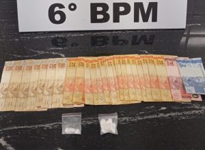 casal-e-detido-com-droga-e-dinheiro-no-centro-de-cascavel