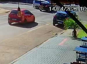 camera-registra-momento-de-batida-no-centro-de-cascavel