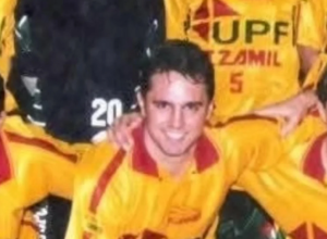 morre-arno,-idolo-do-futsal-de-passo-fundo,-aos-54-anos:-“um-dos-maiores-pivos-do-rio-grande-do-sul”