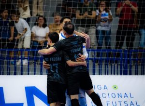 velez-camaqua-vence-america-rn-e-assume-lideranca-da-lnf-silver-cresol