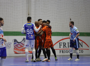 futsal-de-dracena-defende-lideranca-contra-blumenau-em-jogo-pela-lnf-silver