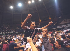 vasco-e-corinthians-se-enfrentam-no-maracanazinho