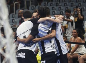 corinthians-goleia-vasco-e-avanca-as-oitavas-da-copa-lnf