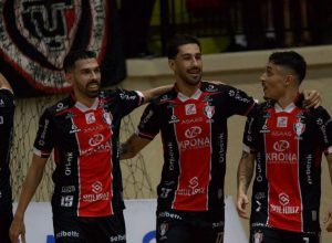 joinville-goleia-sao-jose-e-se-isola-na-lideranca-da-lnf-cresol-2026
