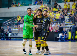 jaragua-vence-corinthians-e-assume-lideranca-isolada-da-lnf-cresol-2026