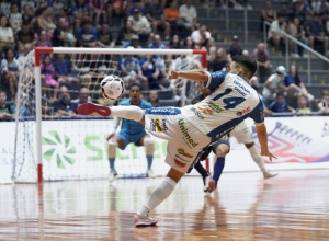 pato-futsal-enfrenta-o-carlos-barbosa-na-serra-gaucha