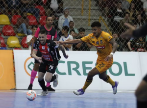 magnus-recebe-o-joinville-em-duelo-que-vale-a-lideranca-da-lnf