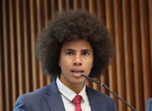 conselho-de-etica-aprova-pedido-de-cassacao-do-deputado-renato-freitas