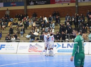 chopinzinho-vence-o-blumenau-e-sobe-para-a-3a-colocacao-da-lnf-silver