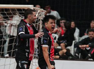 joinville-vence-a-acbf-e-assume-a-lideranca-da-lnf-cresol