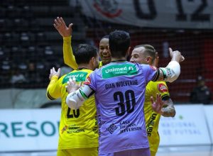 praia-clube-vence-o-corinthians-fora-de-casa-e-assume-a-lideranca-da-lnf-cresol