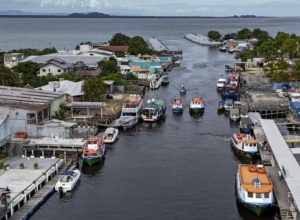 construcoes-com-irregularidades-ambientais-e-urbanisticas-sao-demolidas-na-ilha-do-mel