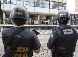 estudantes-ocupam-predio-do-dce-da-ufpr-ha-uma-semana-e-reitoria-aponta-risco-estrutural