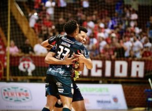 embalado-por-sequencia-positiva-na-lnf,-campo-mourao-futsal-recebe-umuarama