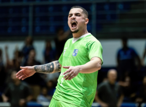 nos-penaltis,-minas-vence-vasco-e-vai-as-quartas-da-copa-do-brasil-de-futsal
