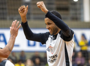corinthians-vence-a-selecao-liga-candanga-de-futsal-em-amistoso-festivo