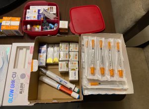 operacao-agulha-negra-prende-tres-pessoas-e-apreende-medicamentos-em-castro