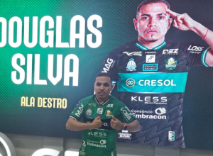 marreco-futsal-apresenta-o-ala-douglas-silva-para-a-sequencia-da-temporada