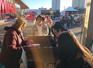 voluntarios-sao-a-forca-por-tras-do-dia-da-bondade-2026