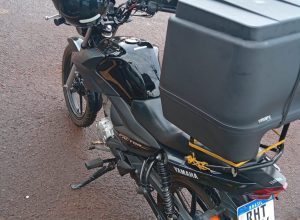 moto-e-furtada-na-rua-engenheiro-reboucas,-em-cascavel;-camera-registra-acao-do-criminoso
