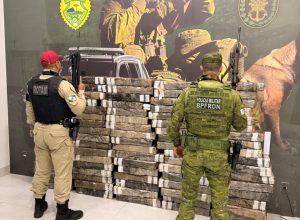 bpfron-e-bprv-apreendem-mais-de-uma-tonelada-de-maconha-em-perobal