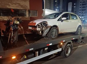 motorista-embriagado-e-preso-apos-acidente-entre-carro-e-moto-no-centro-de-cascavel