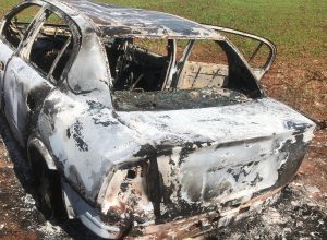 carro-incendiado-e-investigado-por-possivel-ligacao-com-homicidio-em-terra-roxa