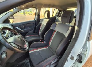 unioeste-realiza-leilao-de-veiculos,-computadores-e-moveis