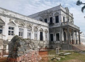 por-que-o-parana-tem-32-obras-publicas-paradas-no-meio-do-ano?