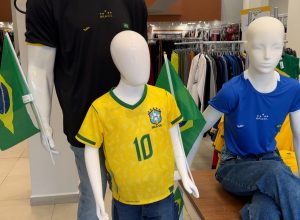 paixao-pelo-futebol-toma-conta-dos-brasileiros-na-expectativa-pela-estreia-do-brasil