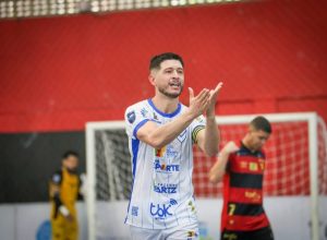 xitao-e-eleito-o-melhor-fixo-de-maio-da-lnf-silver