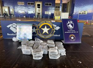 receita-federal-apreende-mais-de-17-quilos-de-haxixe-na-ponte-da-amizade